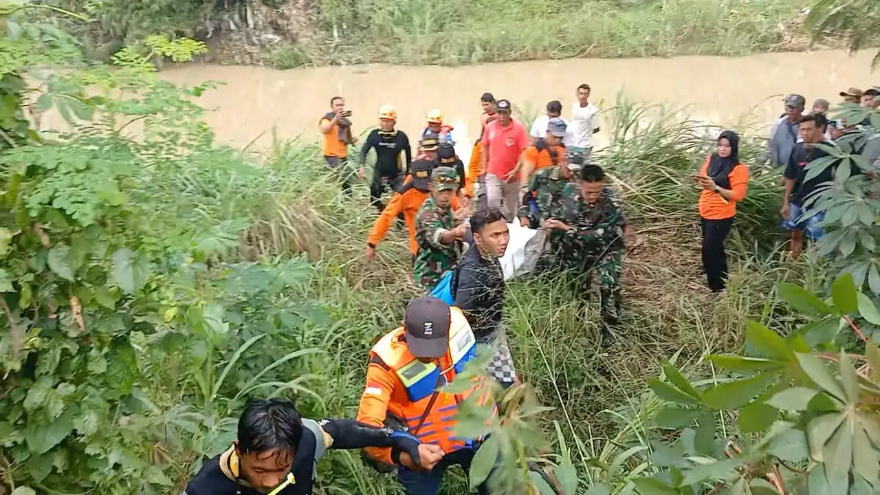 Jasad Pemuda Sragen Hanyut di Sungai Cemoro Ditemukan Setelah 17 Jam Pencarian