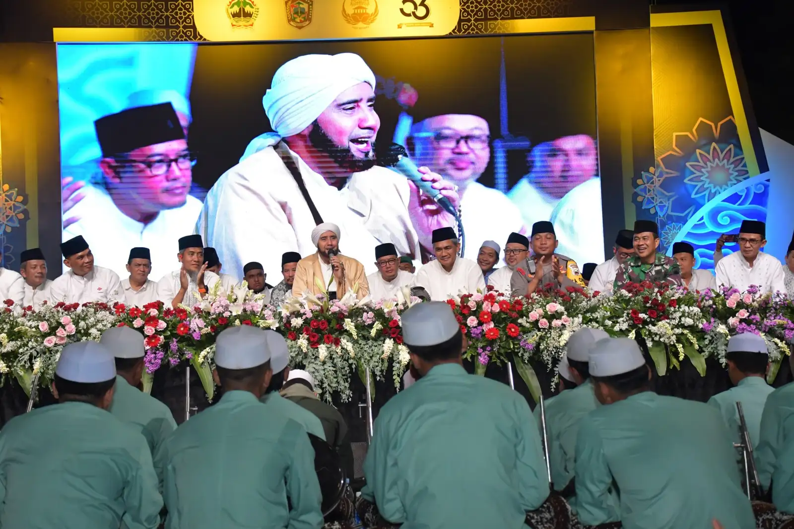 Jateng Berselawat di Karanganyar Jadi Momentum Satukan Warga Seusai Pilkada