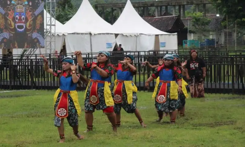 Memperbanyak Desa Berbudaya