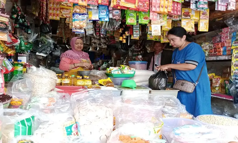 Harga Telur Ayam di Salatiga Tembus Rp30.000 per Kg, Begini Reaksi Pedagang