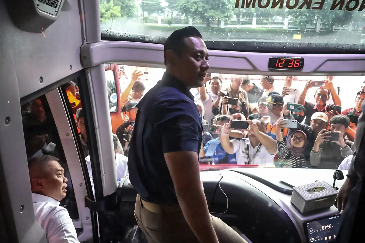 Menko AHY & Menhub Dudy Cek Kesiapan Terminal Tirtonadi Solo Hadapi Libur Nataru