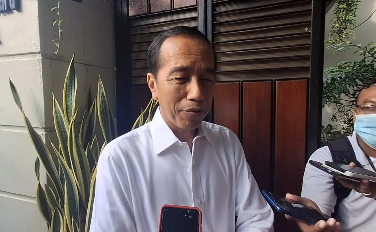 Komentari Penetapan Hasto sebagai Tersangka KPK, Jokowi: Hormati Proses Hukum