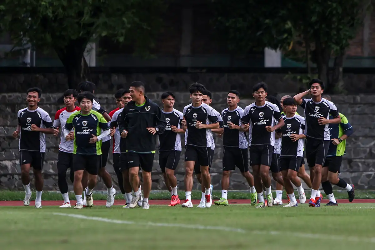 Persiapan Hadapi Filipina, Timnas Indonesia Jalani Latihan di Stadion Sriwedari