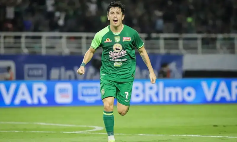 Liga 1: Francisco Rivera Cetak Brace, Persebaya Surabaya Kalahkan Borneo FC 2-1