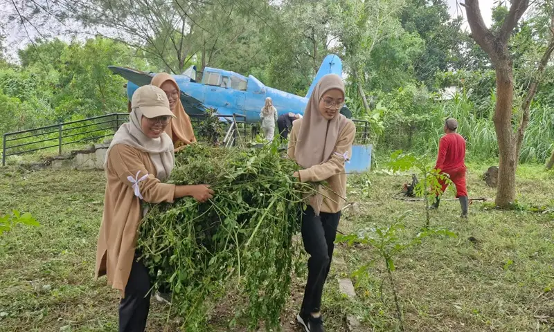 Semarang Zoo Bersih-bersih Sambut Pengunjung Selama Libur Nataru