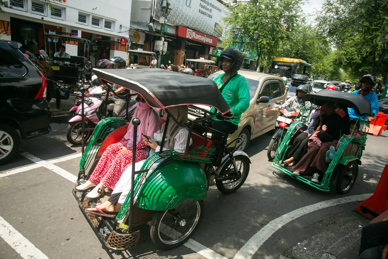 Libur Natal, Volume Kendaraan Meningkat di Kawasan Tugu-Malioboro-Keraton Jogja