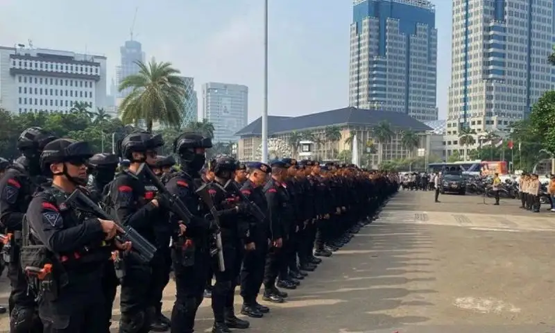 Mahasiswa Seluruh Indonesia Demo Tolak PPN 12% di Jakarta