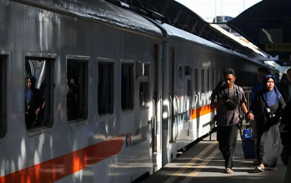 Simak Promo Diskon Tiket Kereta Api Spesial Akhir Tahun di Daop Surabaya