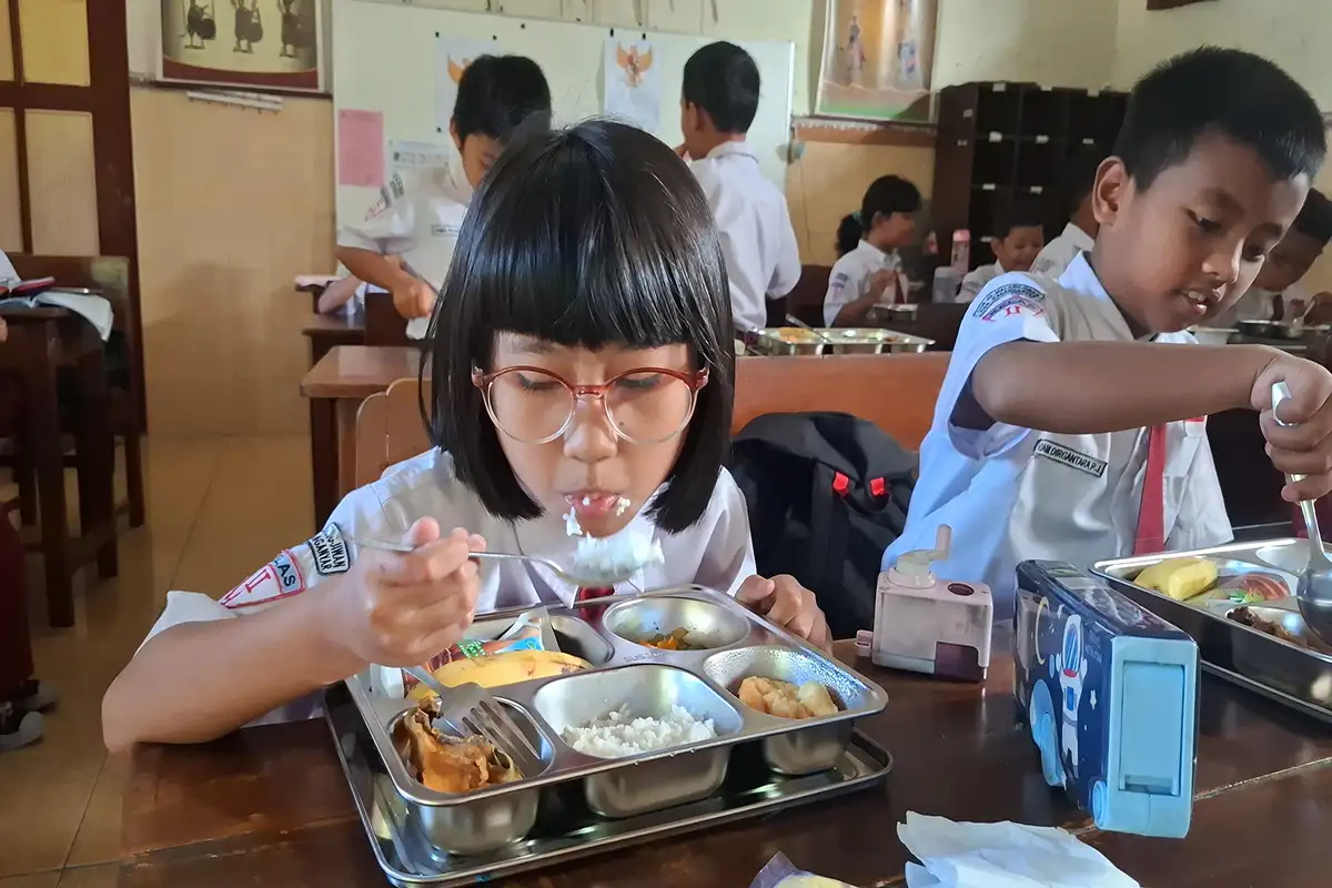 Perdana! Ini Menu Makan Bergizi Gratis Siswa di Karanganyar