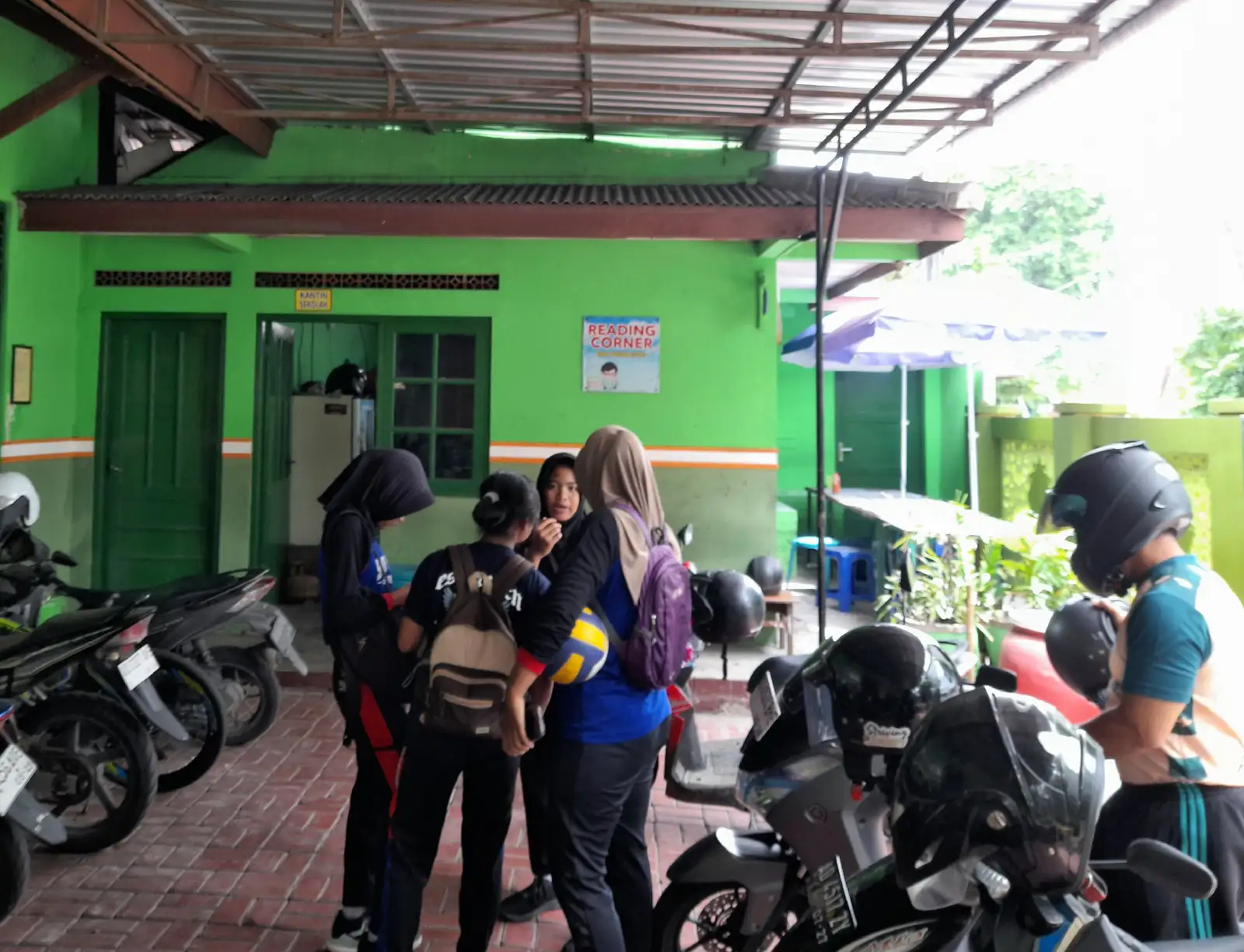 Begini Tanggapan Pengelola Kantin Sekolah atas Program Makan Bergizi Gratis