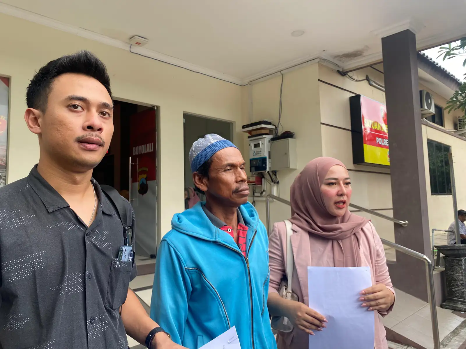 Puluhan Ibu-Ibu Laporkan Balik Bocah KM, dari Tuduhan Mencuri hingga Pelecehan