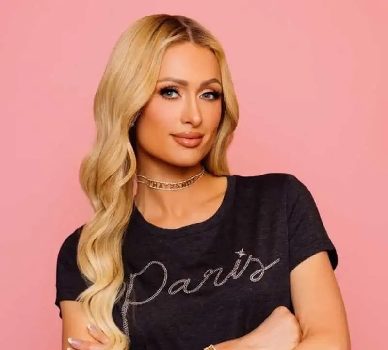 Paris Hilton Beri Bantuan Korban Kebakaran Hutan Los Angeles
