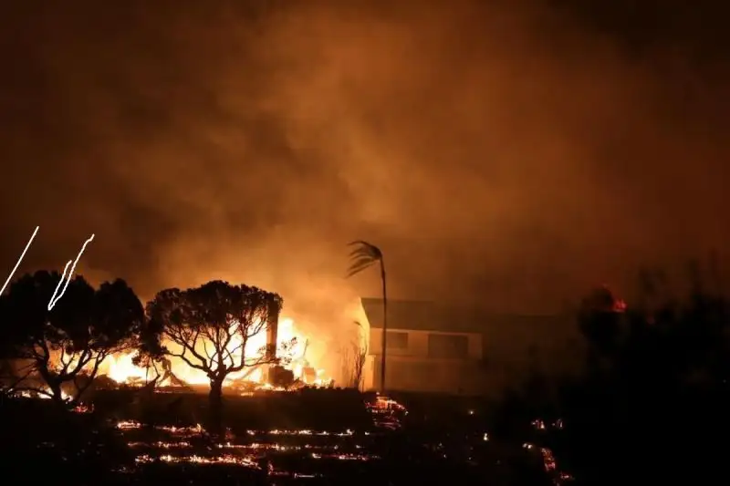 Kebakaran Belum Padam, Kini Los Angeles Diteror Tornado Api