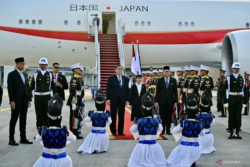 PM Jepang Shigeru Ishiba Tiba di Indonesia, Besok Bertemu Prabowo