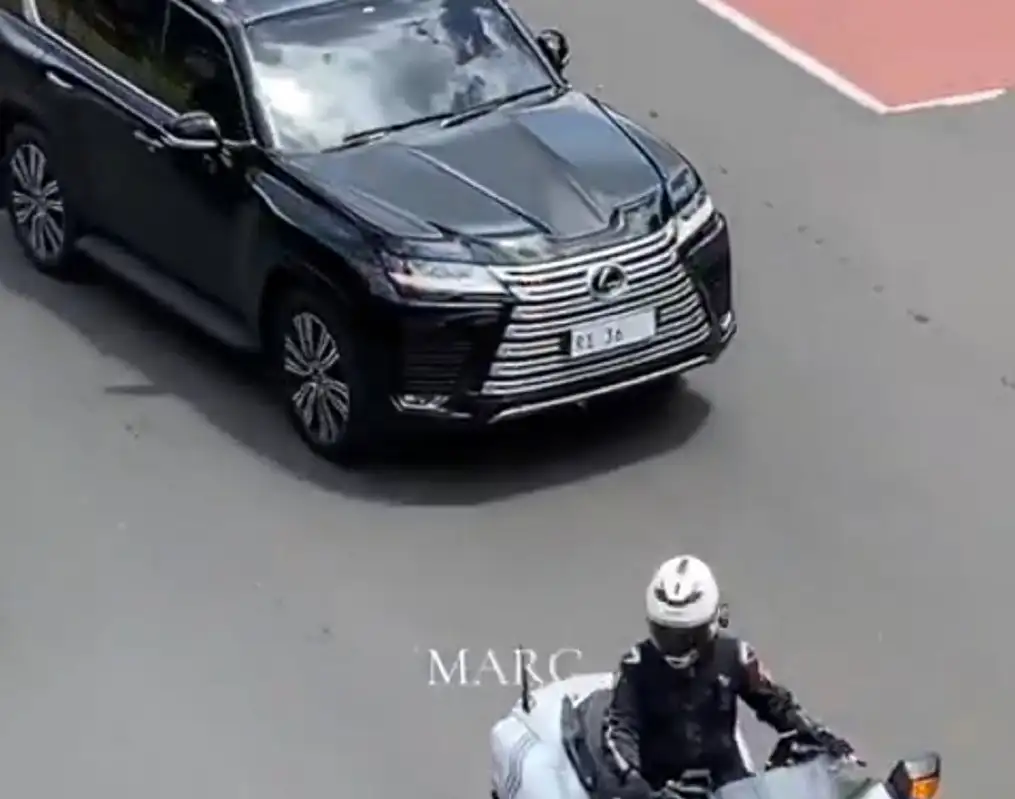 Ditegur Seskab dan Polda Metro Jaya, Raffi Ahmad Klarifikasi Pemilik Mobil RI 36