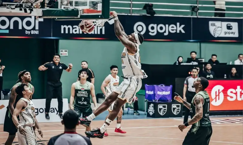 IBL 2025: Tren Positif, Kesatria Bengawan Solo Kalahkan Borneo Hornbills 90-86