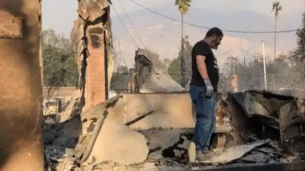 Penjarah Menyamar Jadi Petugas Damkar Satroni Rumah Korban Kebakaran Los Angeles