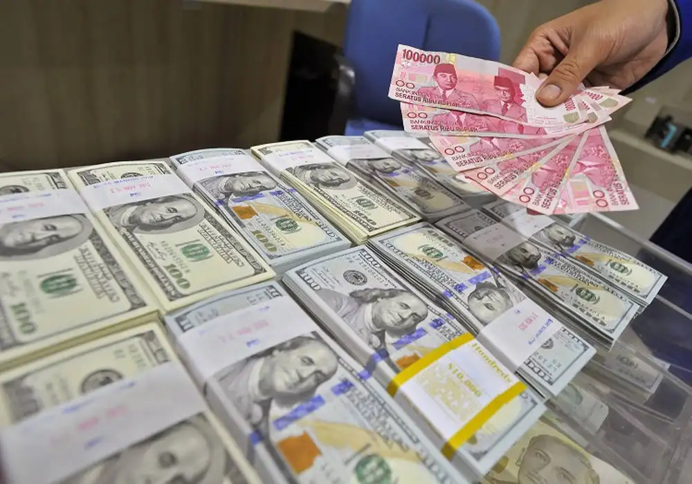 Pengamat Nilai Rupiah Sulit Rebound Signifikan Terhadap Dollar