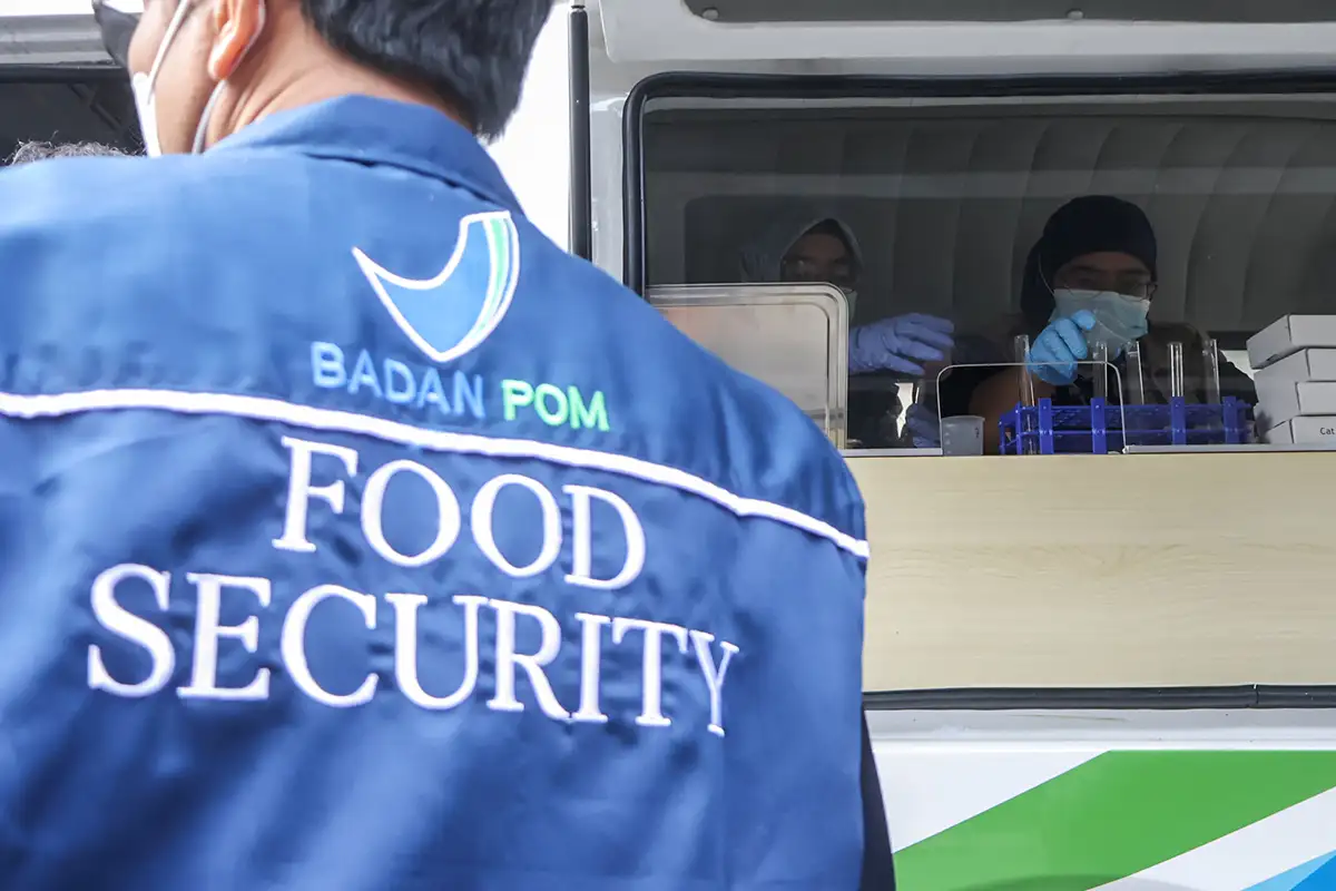 BPOM Uji Sampel Menu Program Makan Bergizi Gratis Perdana di Solo