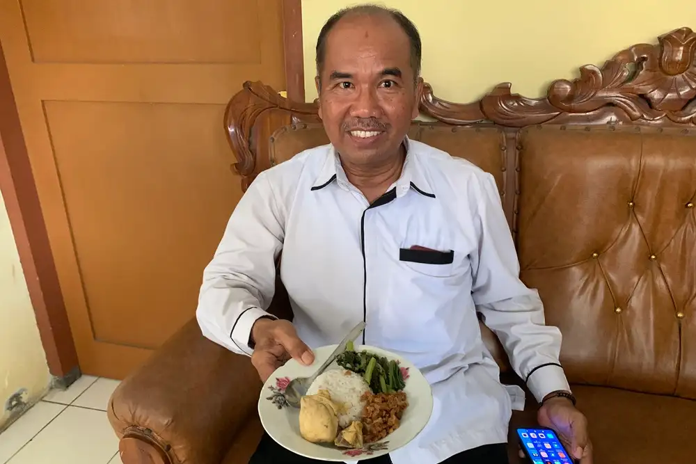 Siswa SMPN di Kulonprogo Keluhkan MBG: Nasi Keras, Tahu Kecut, dan Wadah Amis