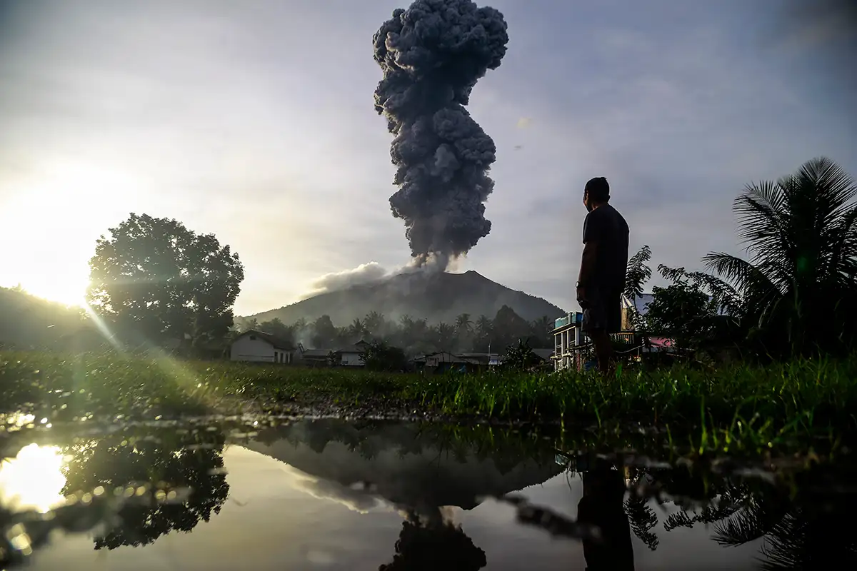 Status Gunung Ibu di Halmahera Barat Naik Jadi Awas