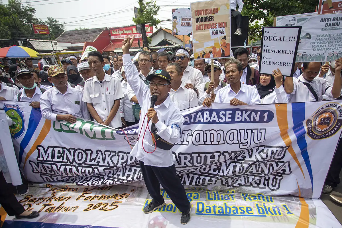 Aksi Damai Tenaga Honorer di Indramayu Tuntut Pengangkatan PPPK Penuh Waktu