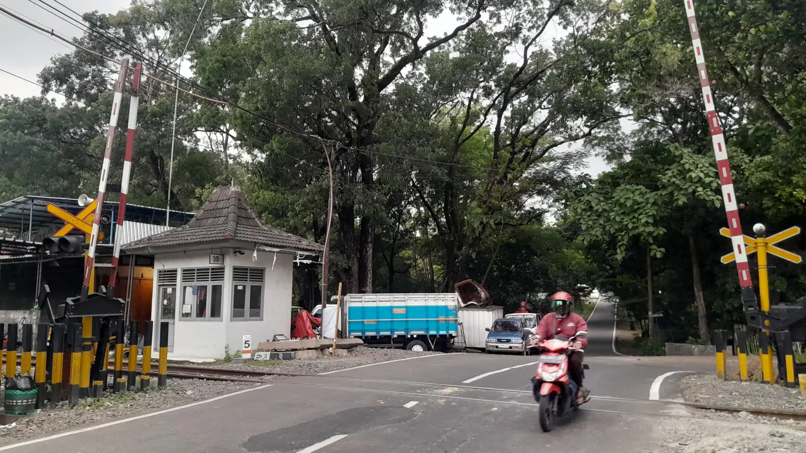Rawan Kecelakaan, Belasan Perlintasan KA di Wonogiri Belum Berpalang Pintu