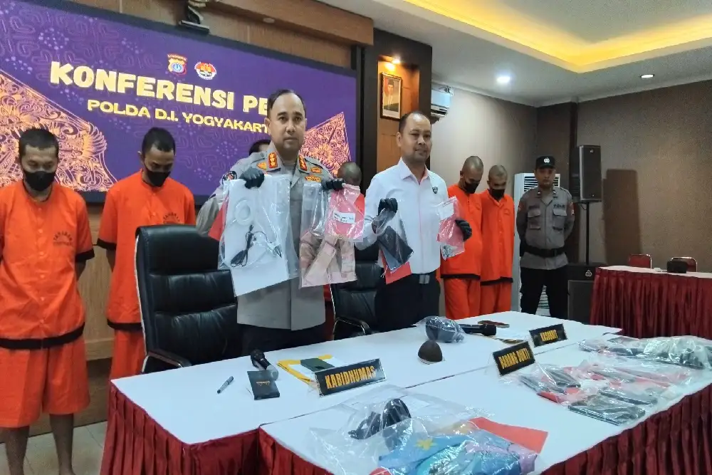 Polisi Bongkar Judi Dadu Live di Tiktok, Bandarnya Ada di Pati & Gunungkidul - Espos.id | Espos Indonesia dari Solo untuk Indonesia