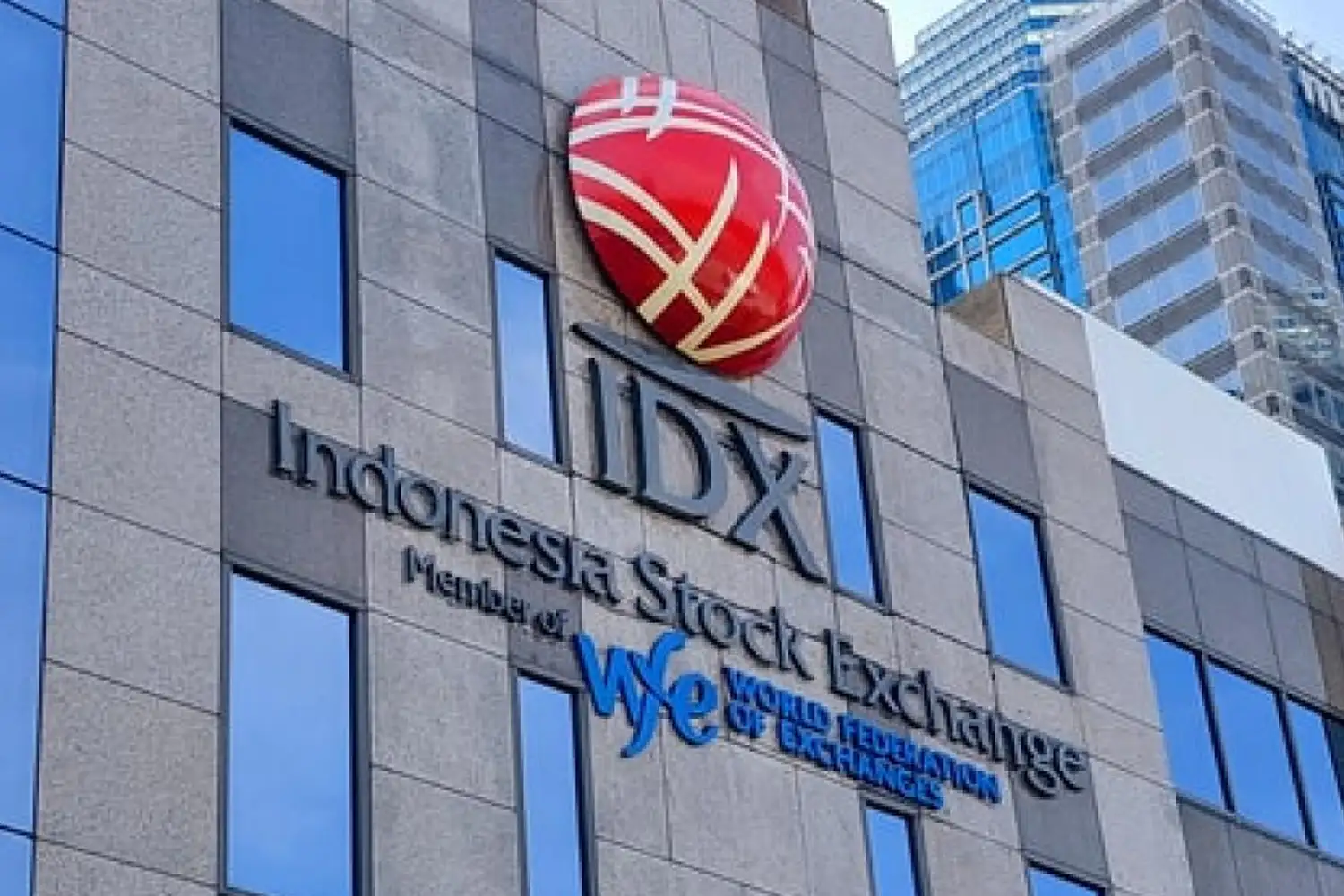 IHSG Ditutup Melemah di Tengah Optimisme Kesepakatan Dagang AS