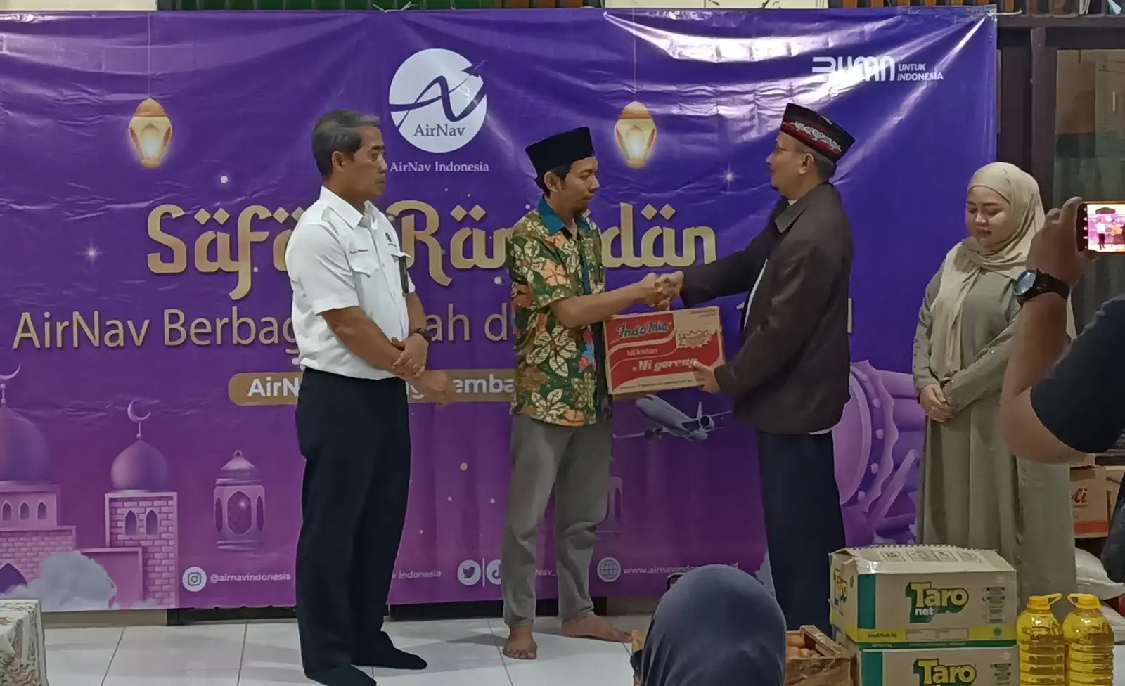 Airnav Cabang Solo Safari Ramadan di Panti Ihsan Sakeena Jajar Laweyan