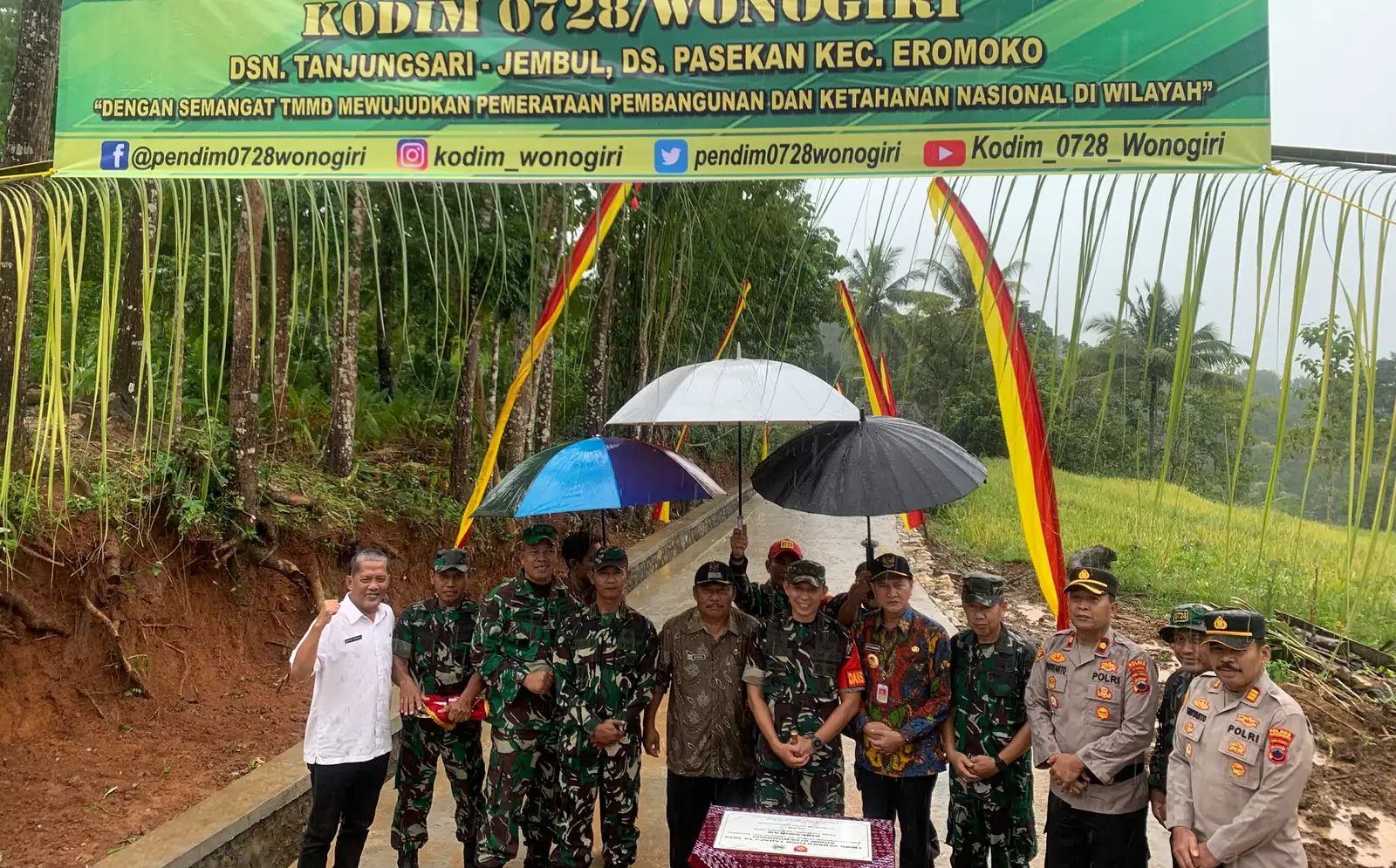 Dibantu TMMD, 2 Dusun di Desa Pasekan Eromoko Wonogiri Terhubung Jalan Mulus