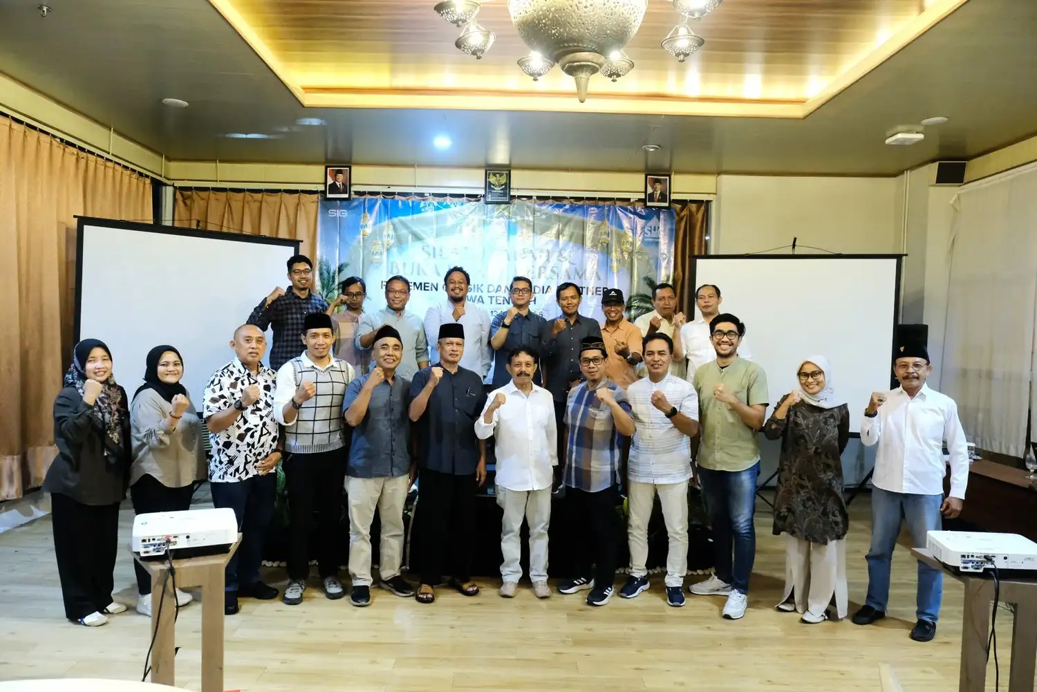 Perkokoh Sinergi, Semen Gresik Silaturahmi dengan Puluhan Media Patner di Jateng
