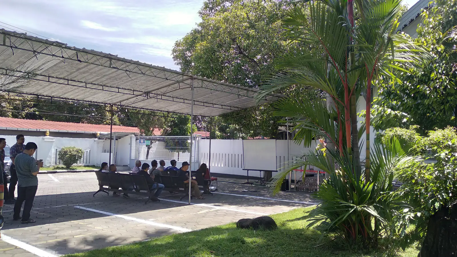 PN Solo Kabulkan Eksepsi Tergugat, Perkara Keaslian Ijazah Jokowi Resmi Berakhir
