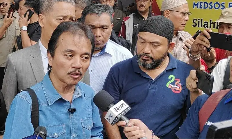 Roy Suryo Dicecar 24 Pertanyaan Soal Ijazah Palsu Jokowi di Polda Metro Jaya