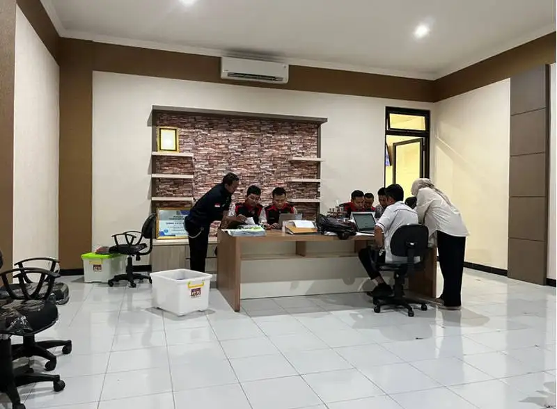 Kejari Karanganyar Geledah Ruang Kepala Dinkes Hingga Staf