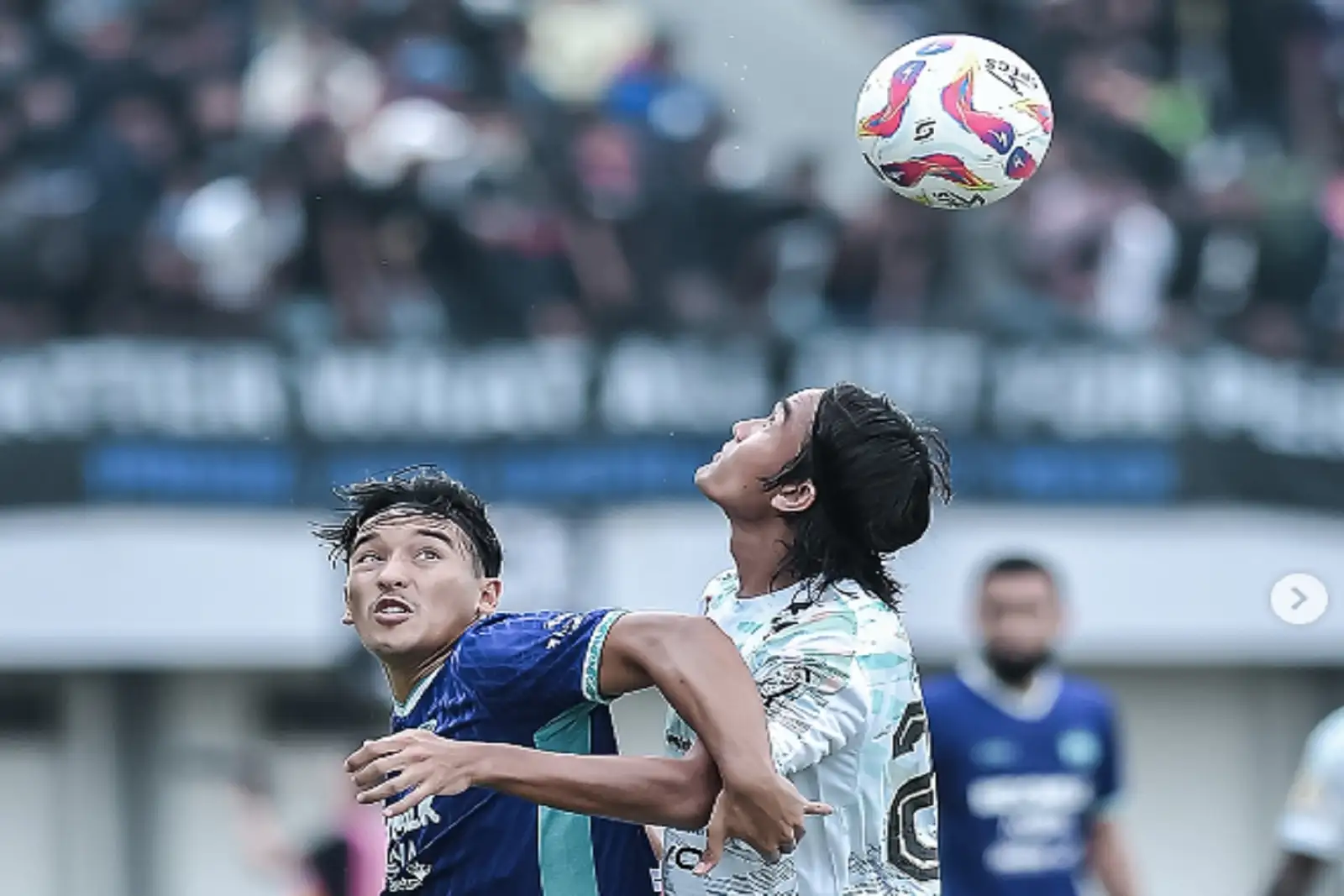 Gol Telat Ryuji Utomo Selamatkan Persita, Imbangi Persib 2-2