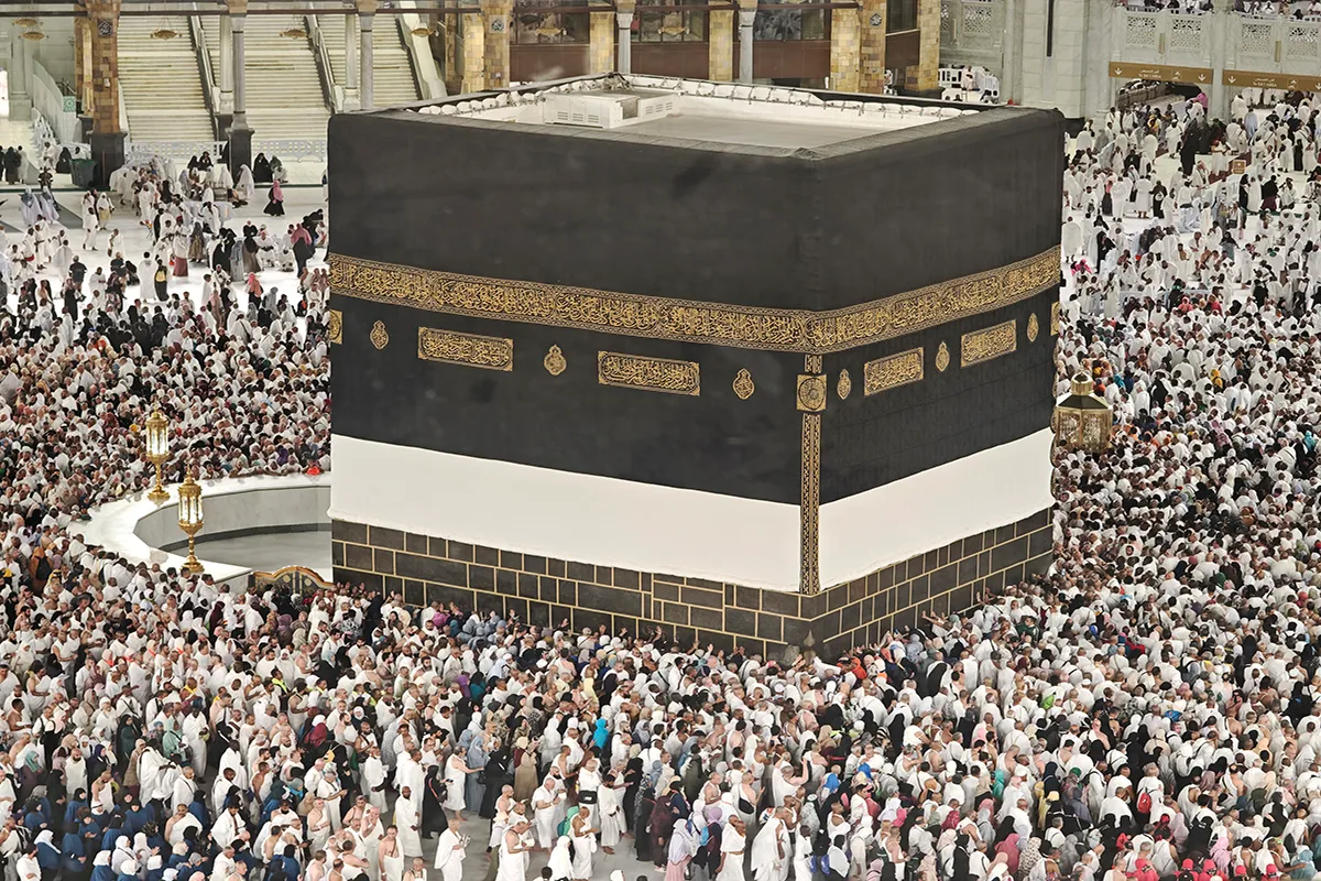 Suasana Masjidil Haram di Makkah Jelang Puncak Ibadah Haji 2025