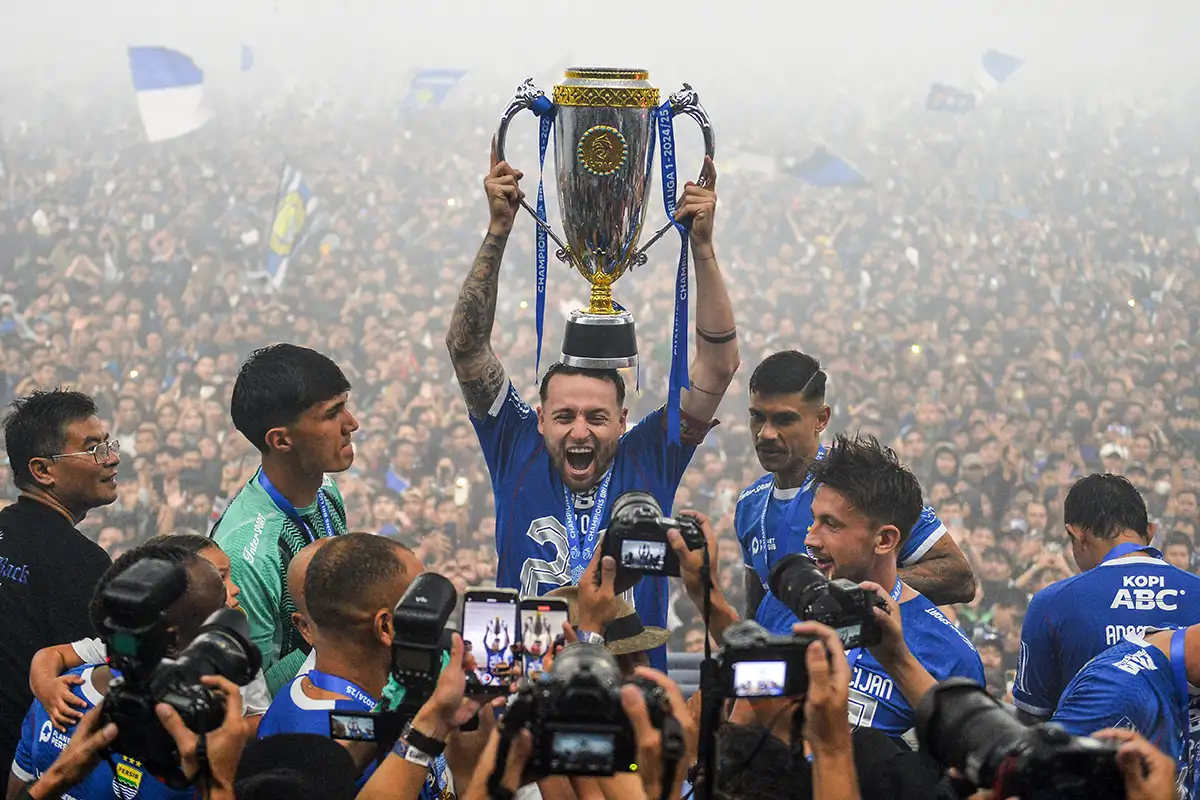 Rayakan Persib Juara, Bobotoh Rusak Fasilitas GBLA