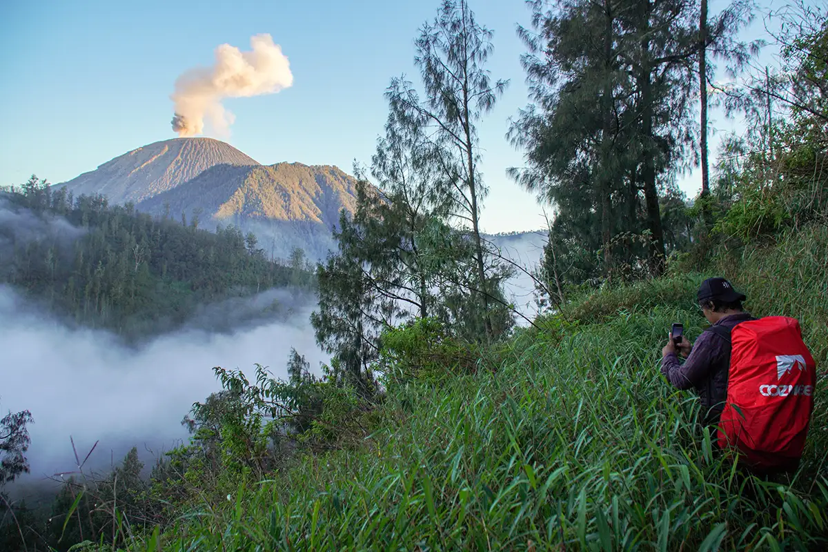 Jumat Malam, Getaran Banjir Lahar Hujan Gunung Semeru Tercatat 5 Jam Lebih