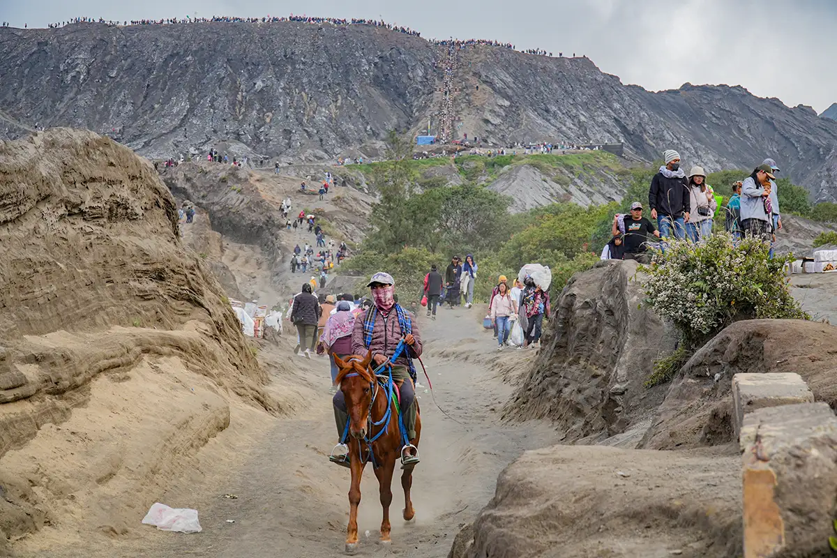 Balai Besar TNBTS Tutup Wisata Bromo Selama 4 Hari untuk Ritual Yadnya Kasada