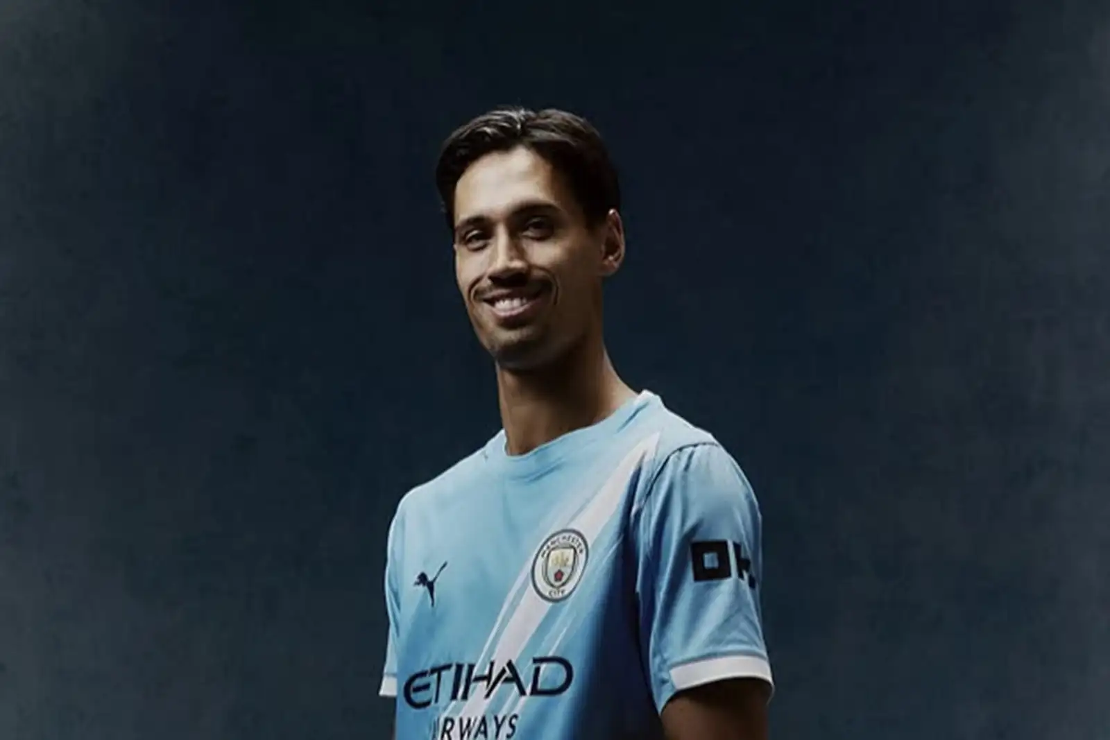 Tijjani Reijnders Resmi Gabung Manchester City, Ungkap Cinta pada Nasi Goreng