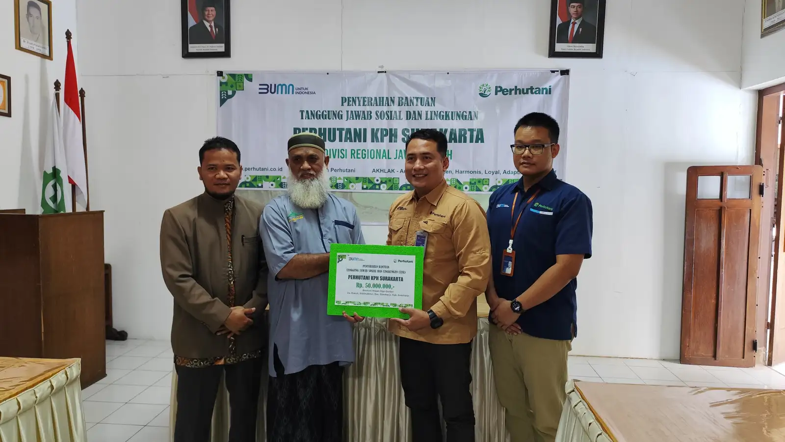 Perhutani KPH Surakarta Salurkan Hewan Kurban Senilai Rp50 Juta di Sukoharjo