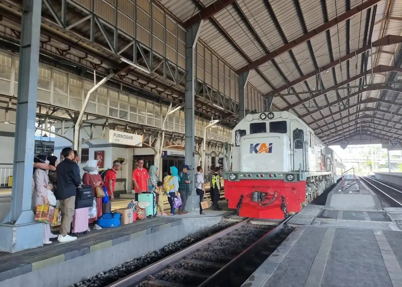 24 Barang Penumpang KA Tertinggal Mulai Laptop hingga HP, Nilainya Rp43 Juta