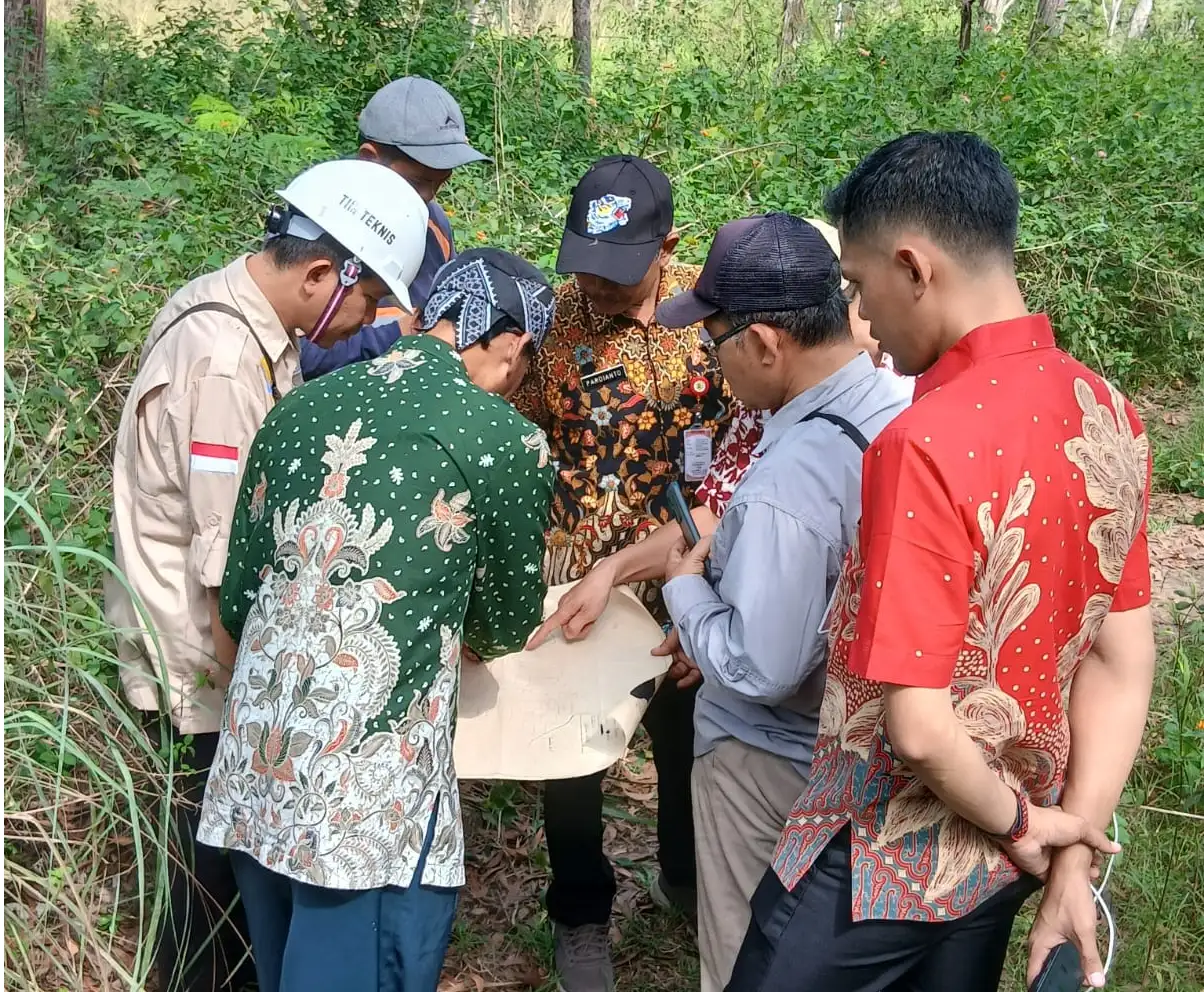 Pejabat Kementerian PU Cek Calon Lokasi Sekolah Rakyat di Giriwoyo Wonogiri