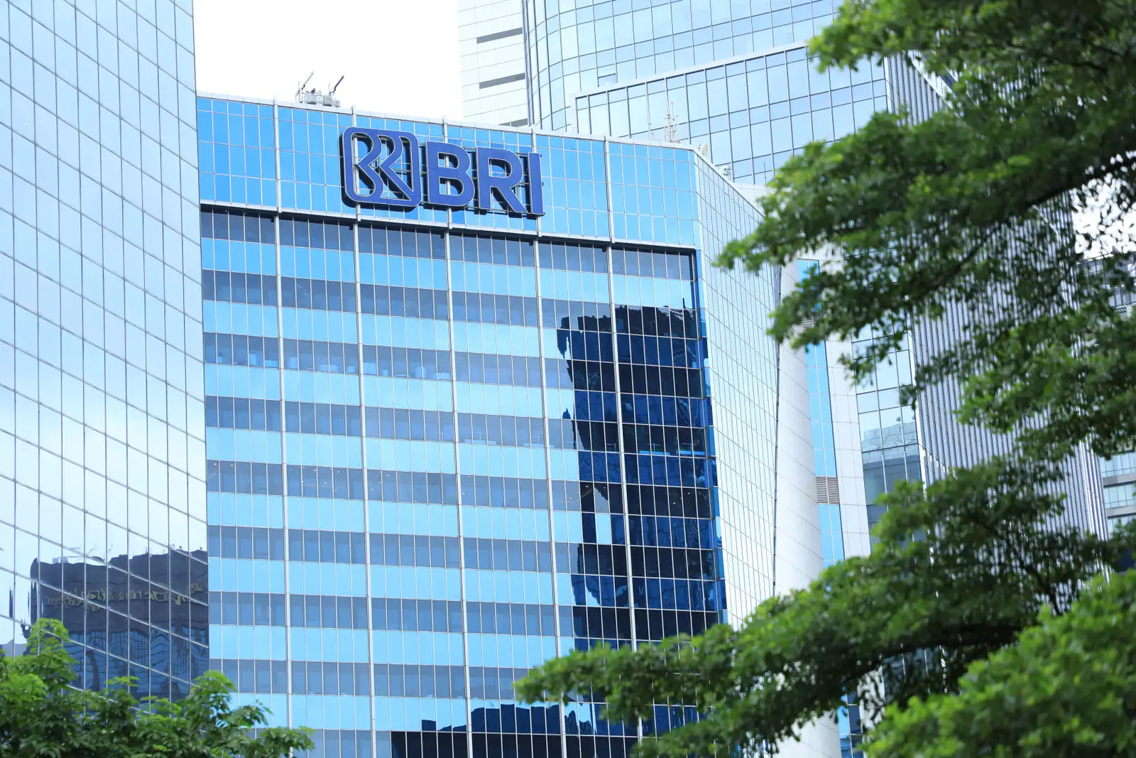 Bersinar di Internasional, BRI Borong 15 Penghargaan di Ajang FinanceAsia 2025