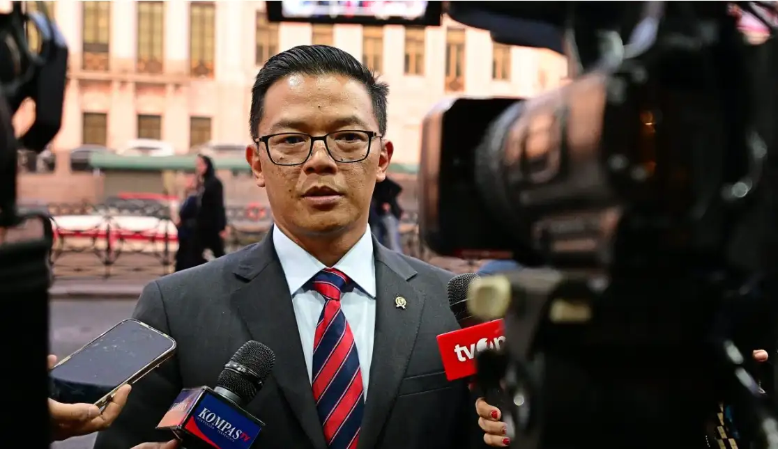 Menlu RI Kutuk Serangan Israel yang Sebabkan Direktur RS Indonesia di Gaza Wafat