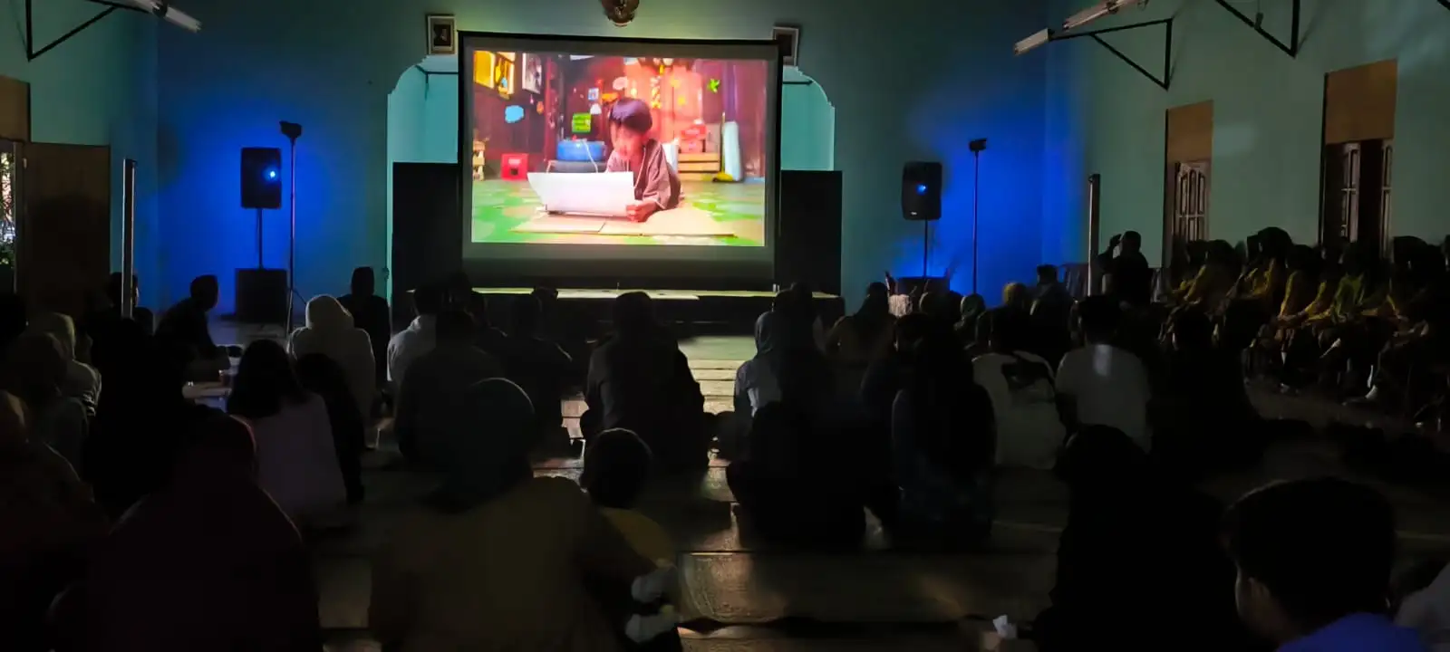 Menonton Desa Melalui Film dalam Keliling Karanganyar Menonton 2025