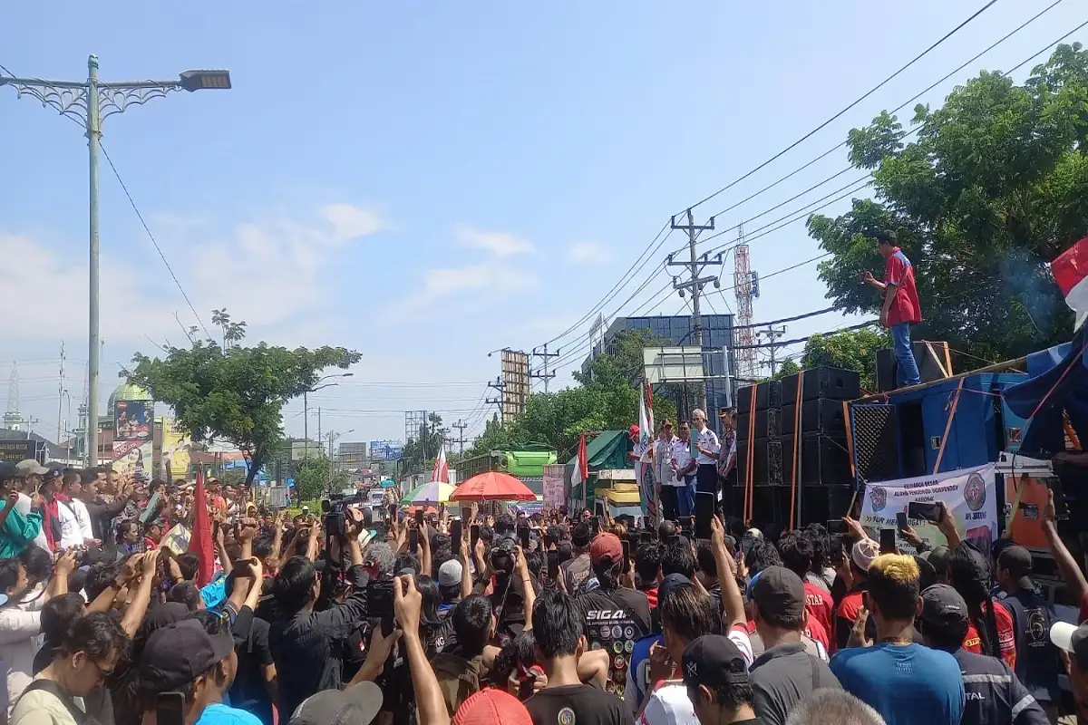 Tolak Aturan ODOL, Sopir Truk Ancam Mogok Nasional