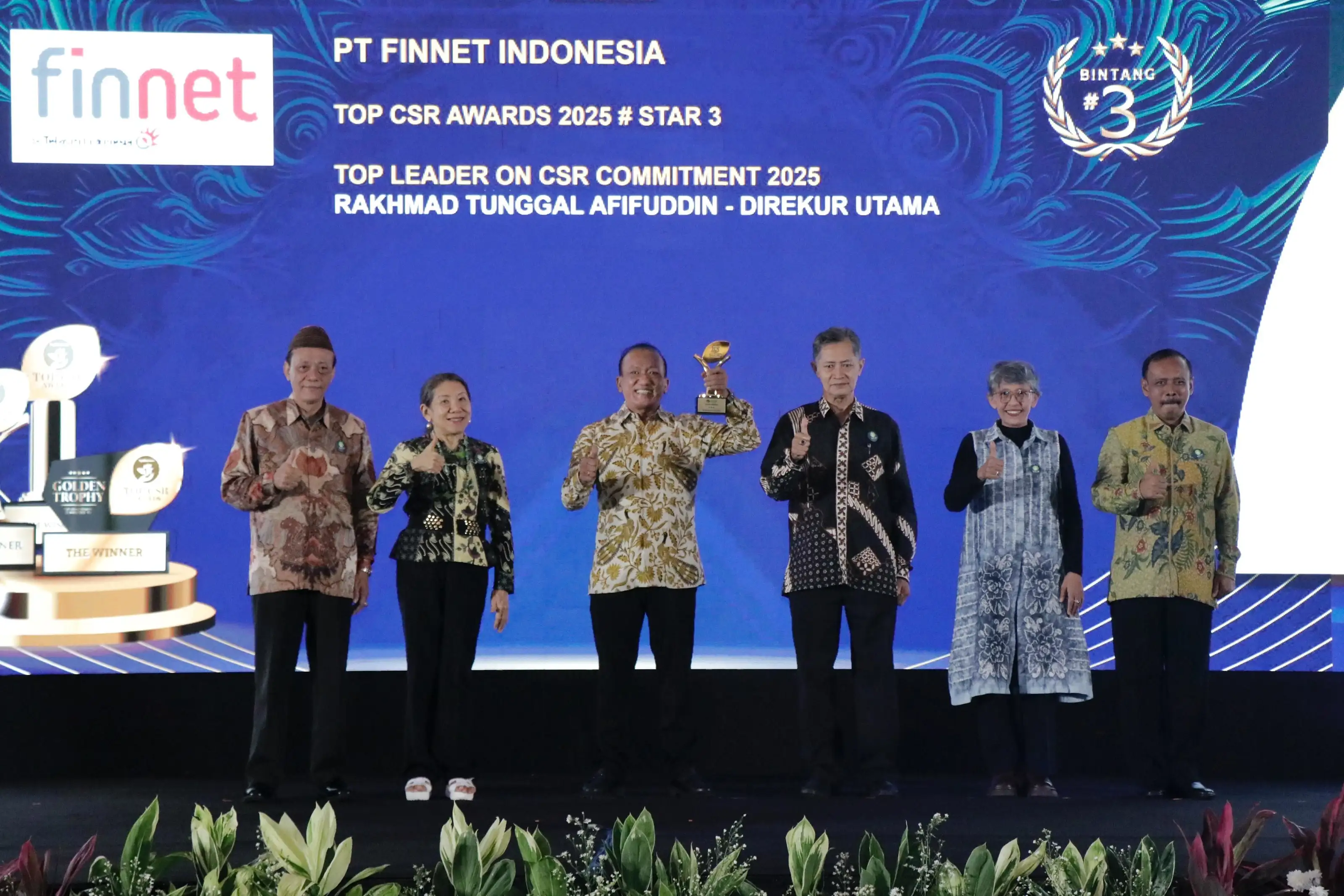 Finnet Raih 2 Penghargaan, TOP CSR Awards dan TOP Leader on CSR Commitment 2025