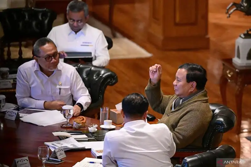 Prabowo Bentuk Satgas Koperasi Merah Putih, Zulkifli Hasan Jadi Ketua